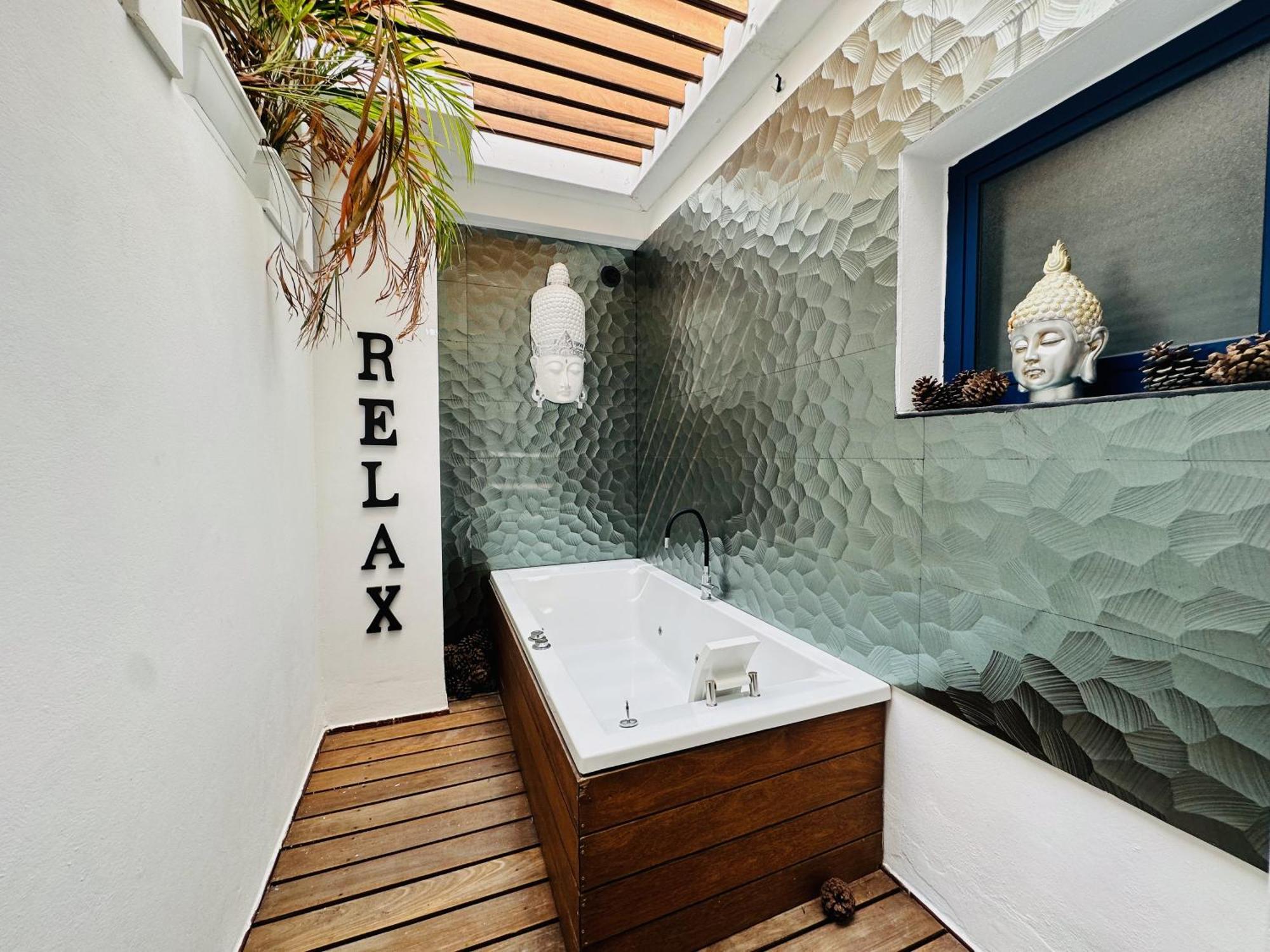 Pambnb - Chic Beachside Apartment Playa San Juan מראה חיצוני תמונה